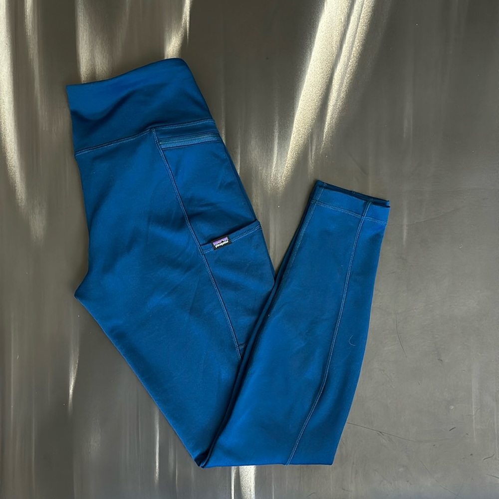 Patagonia pack out tights size small